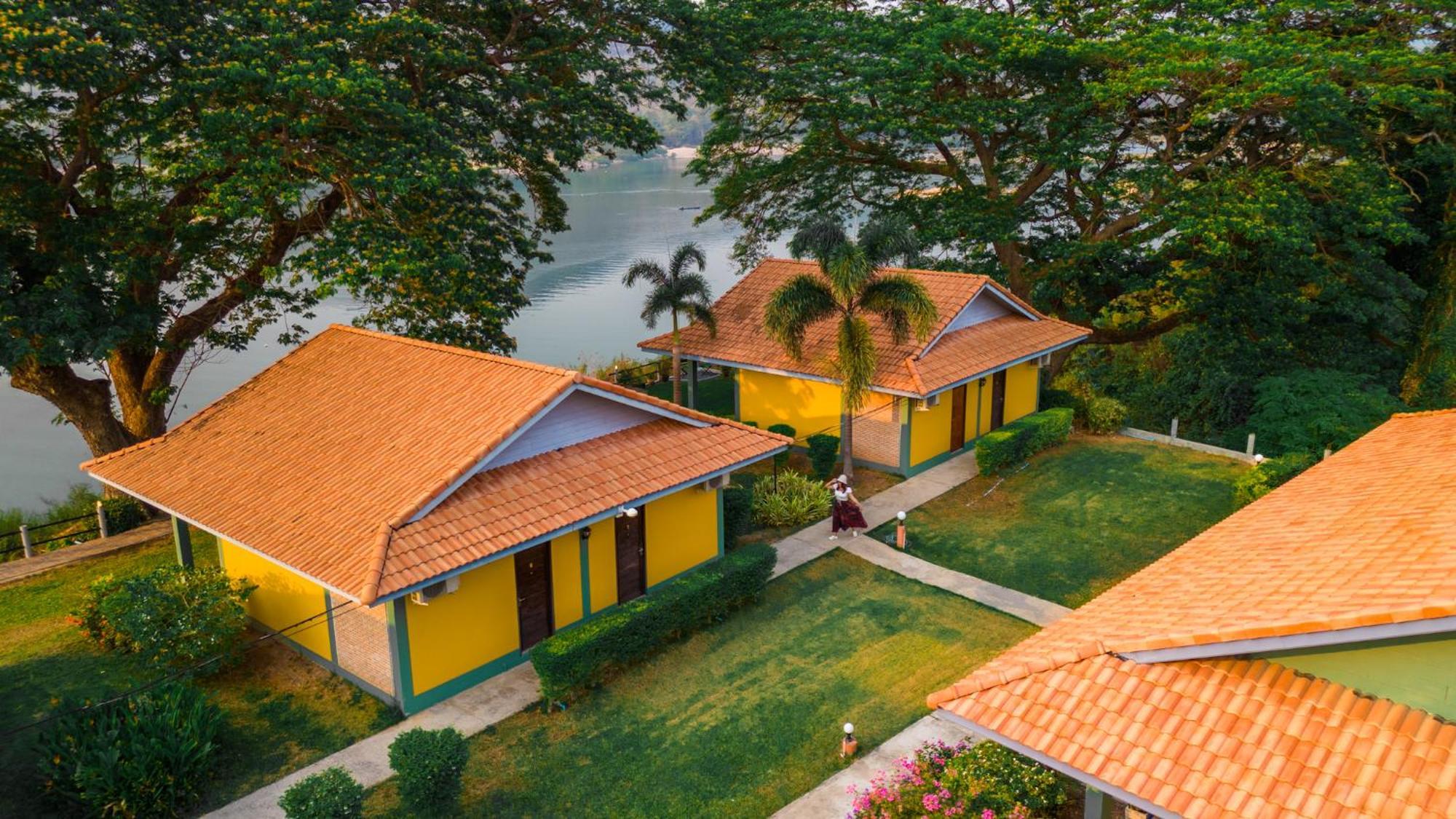 Khong Chiam Orchid Riverside Resort Exterior photo
